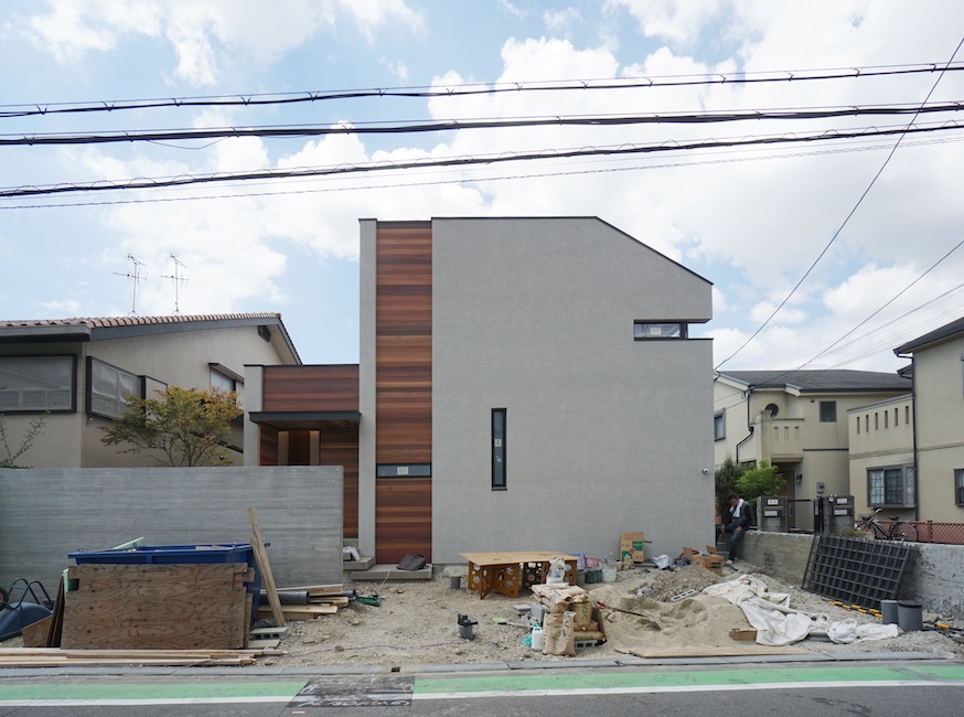建築家,高級注文住宅設計,大阪,豊中,北摂,建築家デザイン,外観デザイン,板貼り